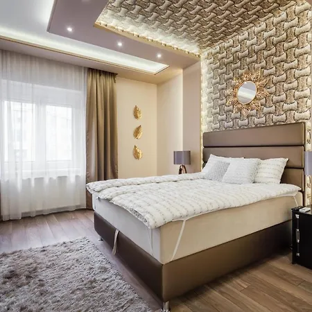 Bpr Ethereal Panoramic With A/c & Balcony *