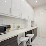 Lejlighed Bpr Ethereal Panoramic With A/c & Balcony Budapest